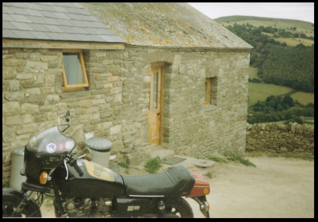 640x442 pixels (113K)